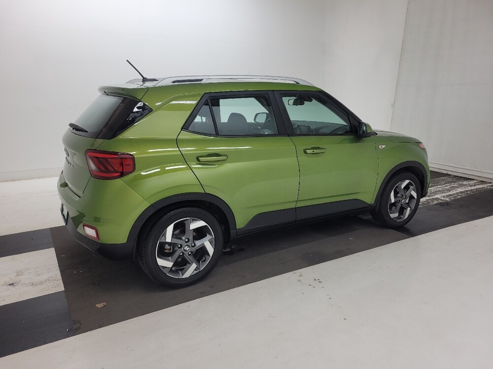 2024 Hyundai Venue in St. Louis, MO 63136 - 18133457 10
