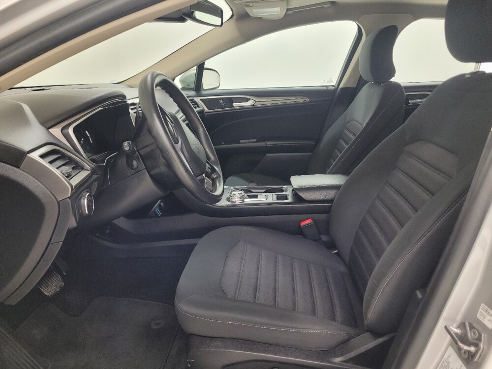 2019 Ford Fusion in St. Louis, MO 63136 - 18133459 17