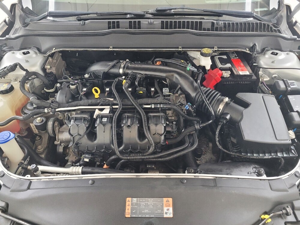 2019 Ford Fusion in St. Louis, MO 63136 - 18133459 30