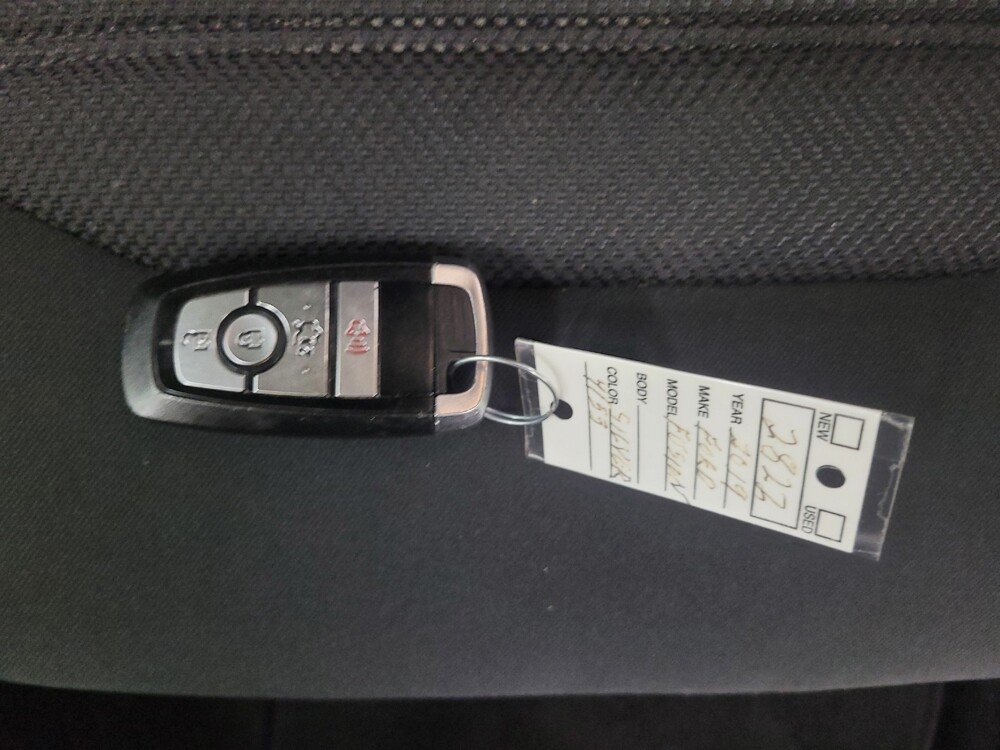 2019 Ford Fusion in St. Louis, MO 63136 - 18133459 32