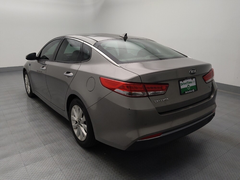 2018 Kia Optima in Springfield, MO 65807 - 18133462 5