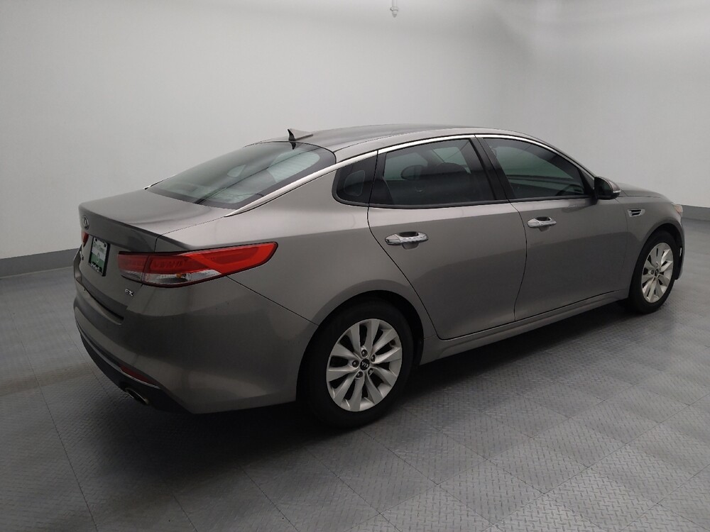 2018 Kia Optima in Springfield, MO 65807 - 18133462 10