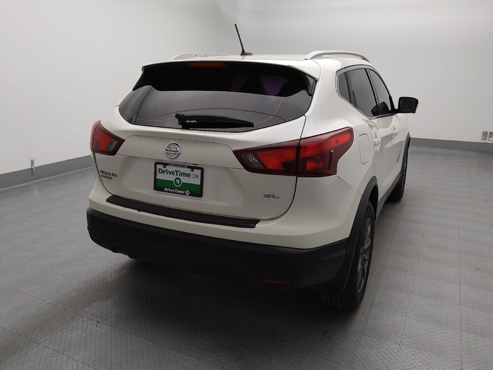 2019 Nissan Rogue Sport in Independence, MO 64055 - 18133463 7