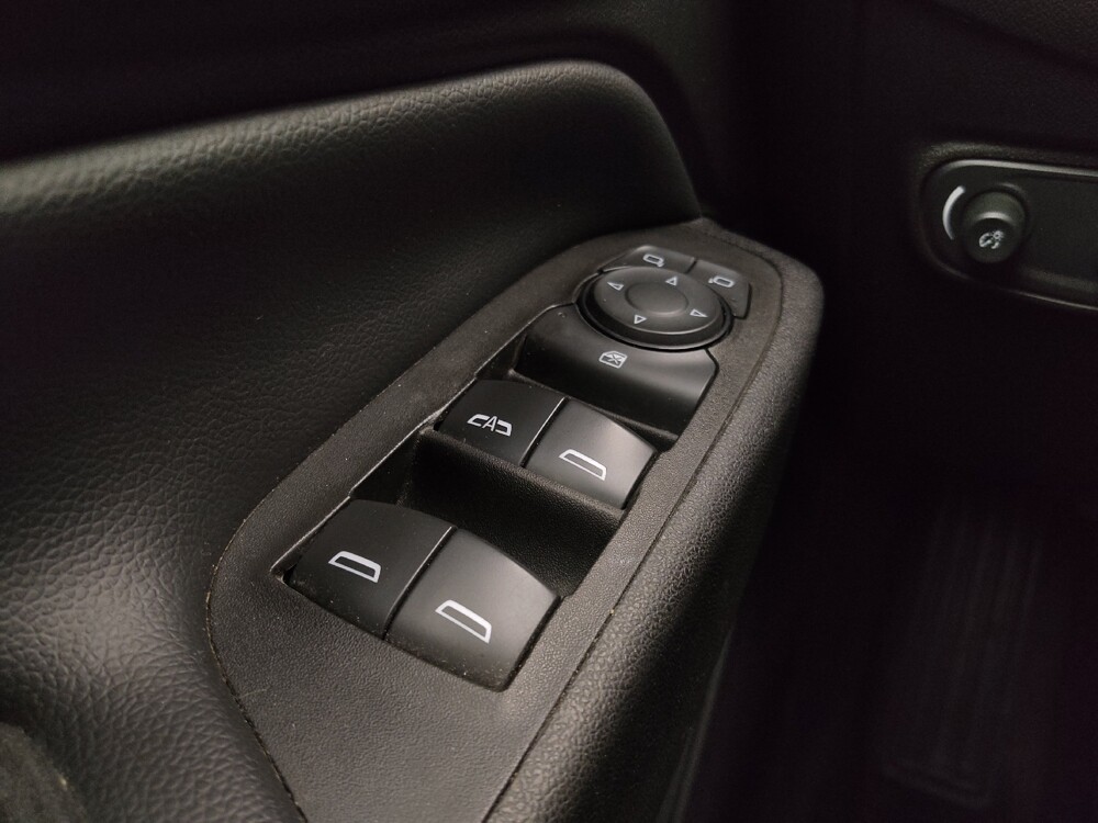 2020 Chevrolet Equinox in Springfield, MO 65807 - 18133466 27