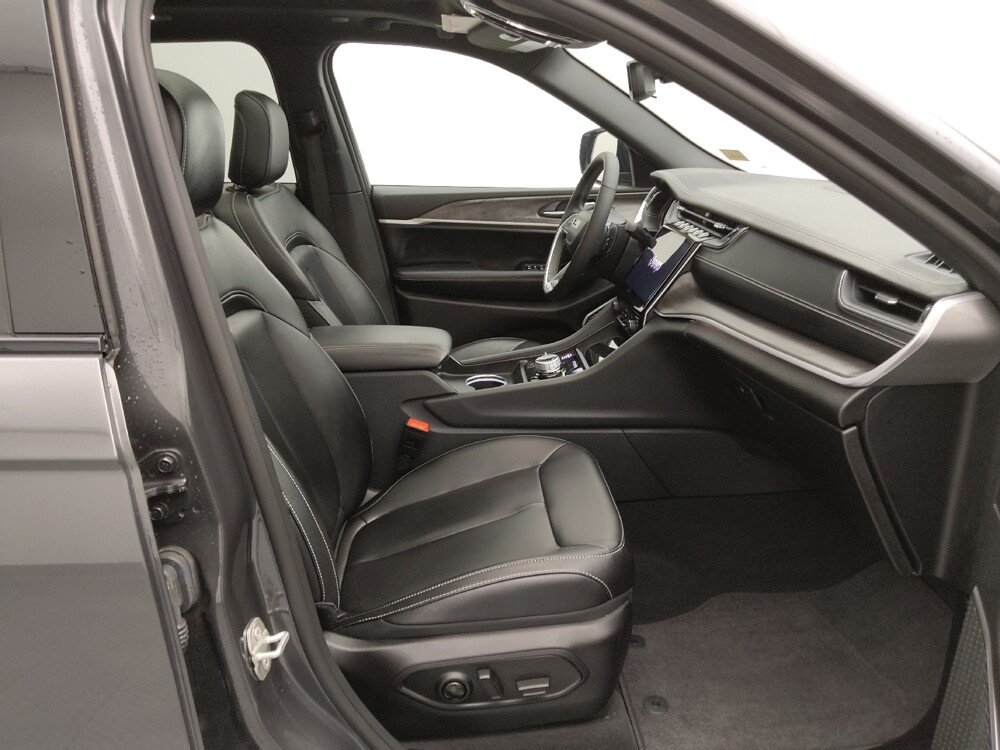 2024 Jeep Grand Cherokee in Gladstone, MO 64118 - 18133468 21