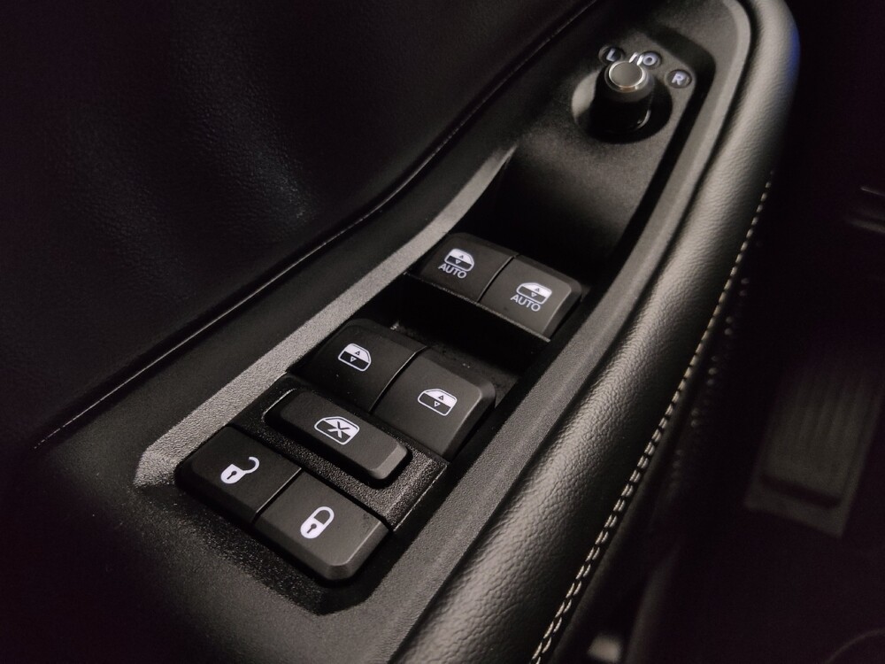 2024 Jeep Grand Cherokee in Gladstone, MO 64118 - 18133468 27