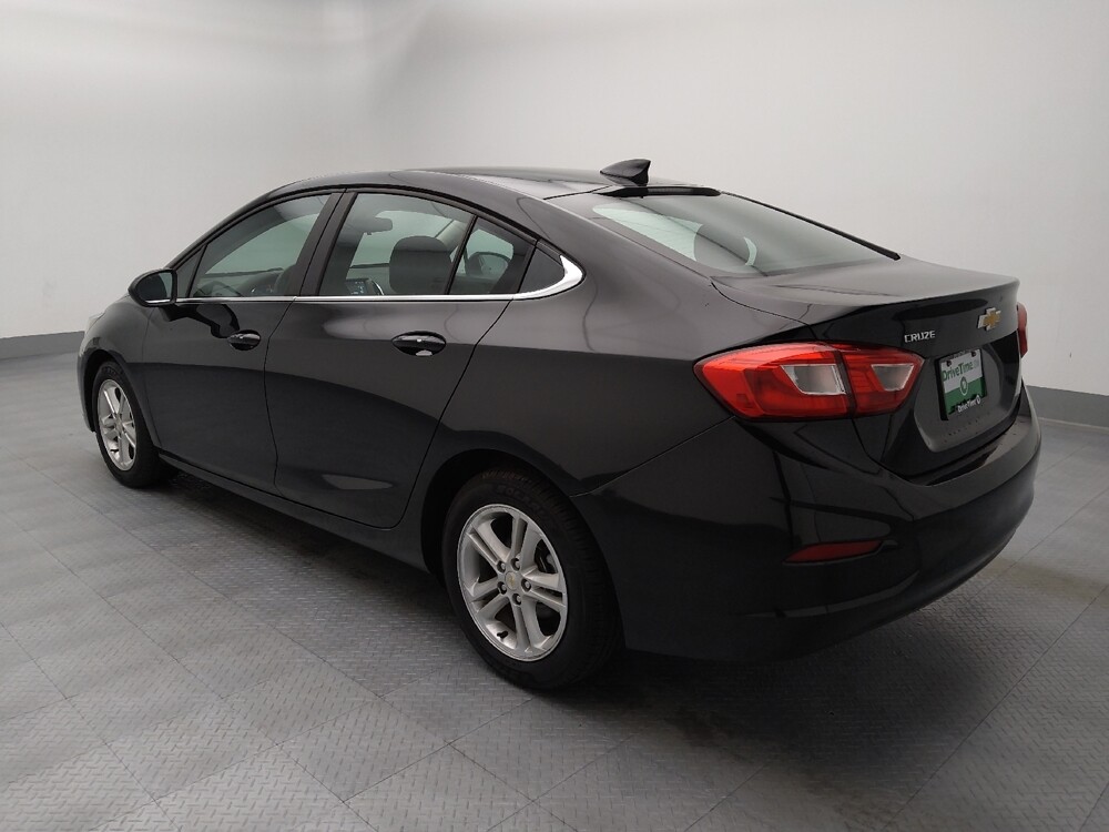 2018 Chevrolet Cruze in Springfield, MO 65807 - 18133469 3