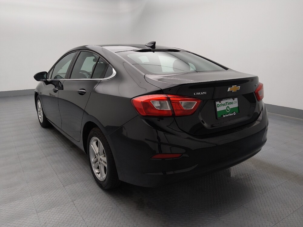 2018 Chevrolet Cruze in Springfield, MO 65807 - 18133469 5