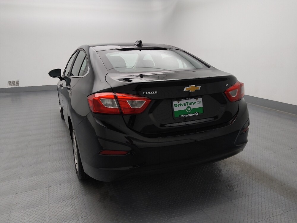 2018 Chevrolet Cruze in Springfield, MO 65807 - 18133469 6