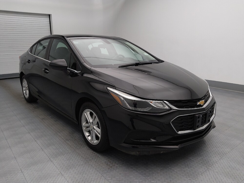 2018 Chevrolet Cruze in Springfield, MO 65807 - 18133469 13