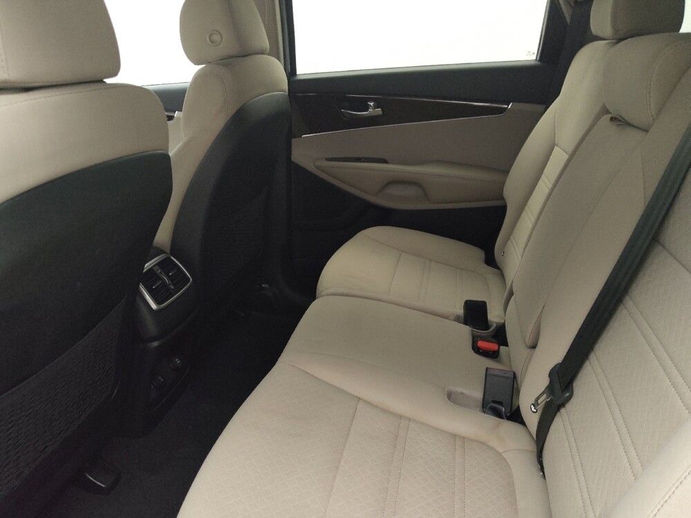2018 Kia Sorento in Des Moines, IA 50310 - 18133472 18