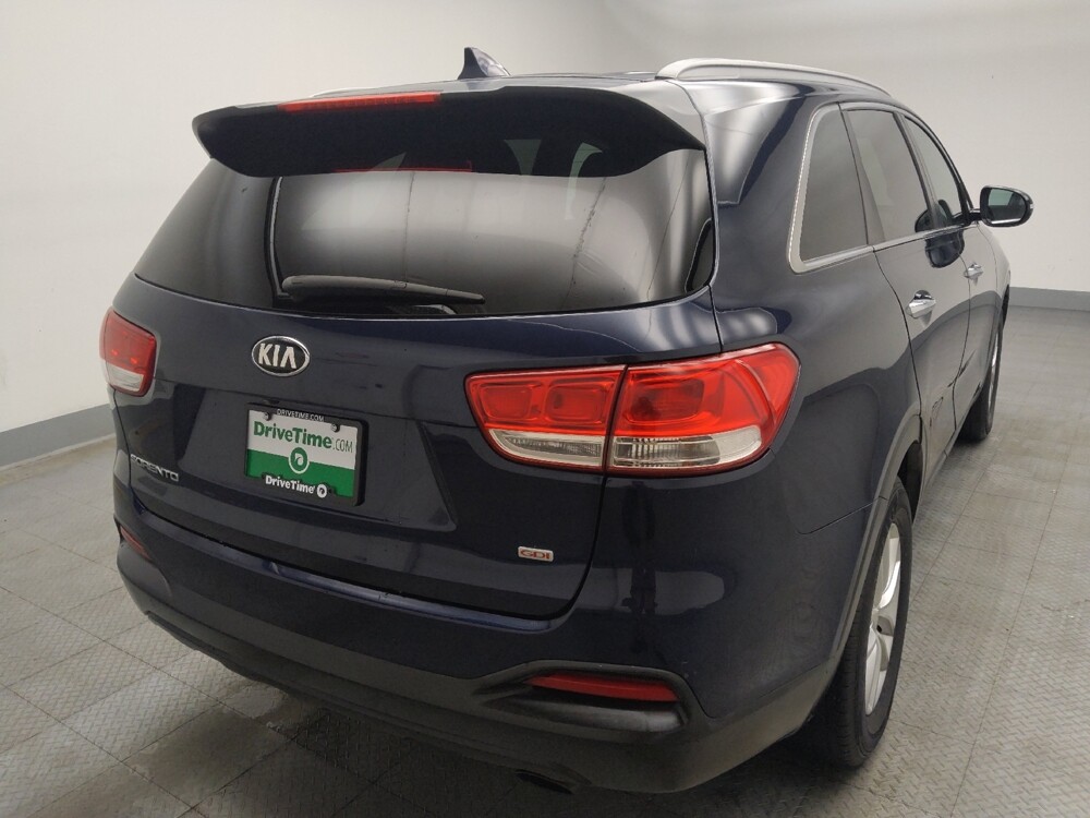 2018 Kia Sorento in Des Moines, IA 50310 - 18133472 9