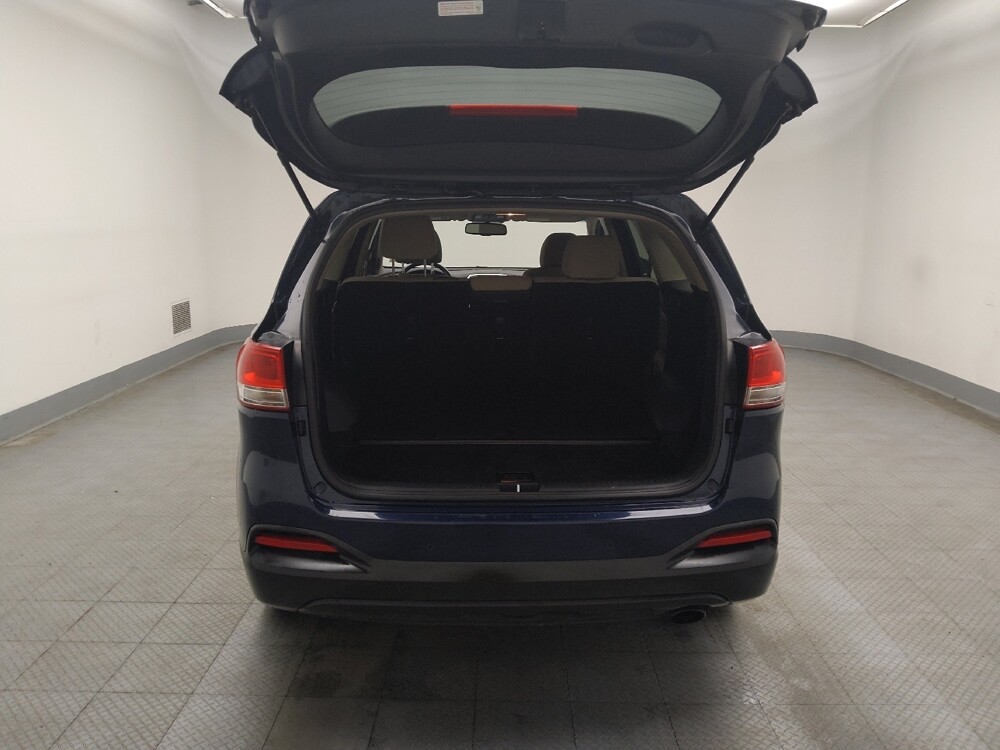 2018 Kia Sorento in Des Moines, IA 50310 - 18133472 29