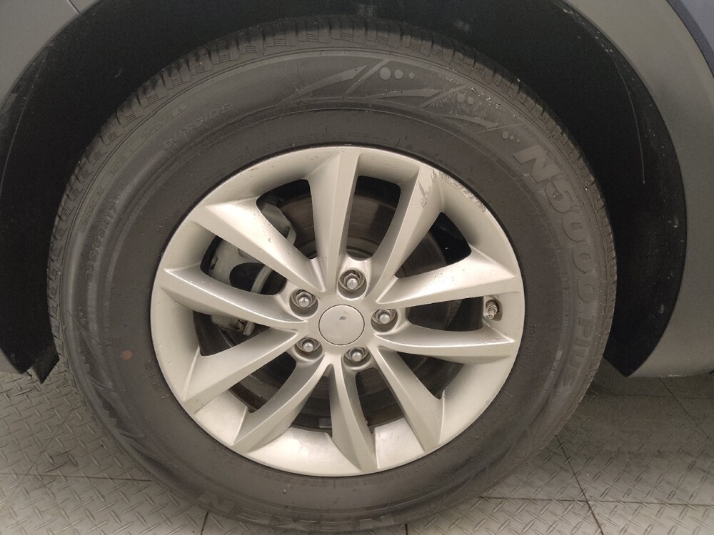 2018 Kia Sorento in Des Moines, IA 50310 - 18133472 31