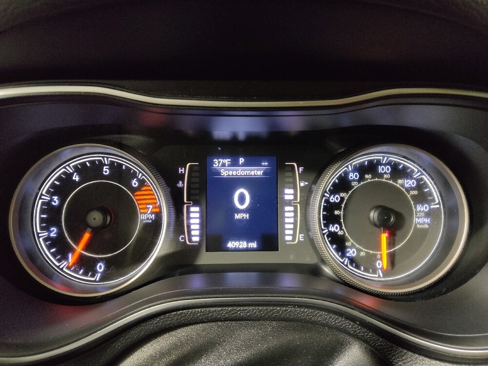 2019 Jeep Cherokee in Midlothian, IL 60445 - 18133478 23