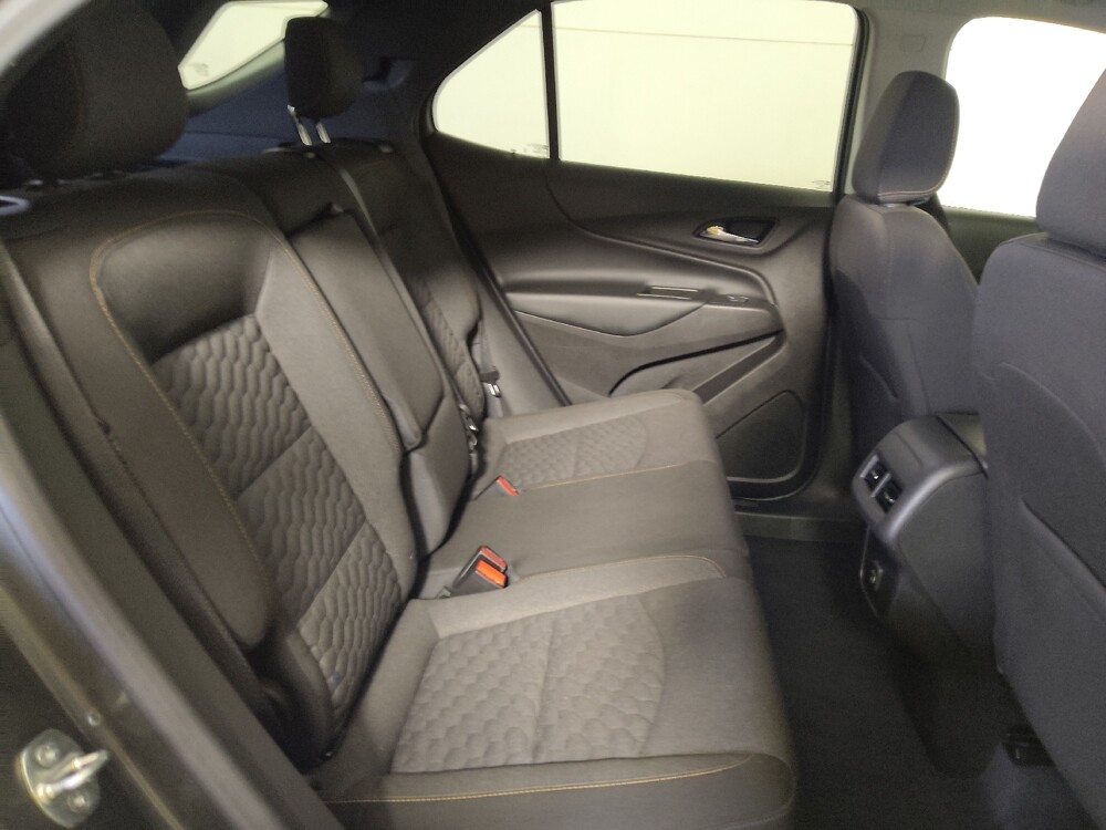 2019 Chevrolet Equinox in Midlothian, IL 60445 - 18133480 19