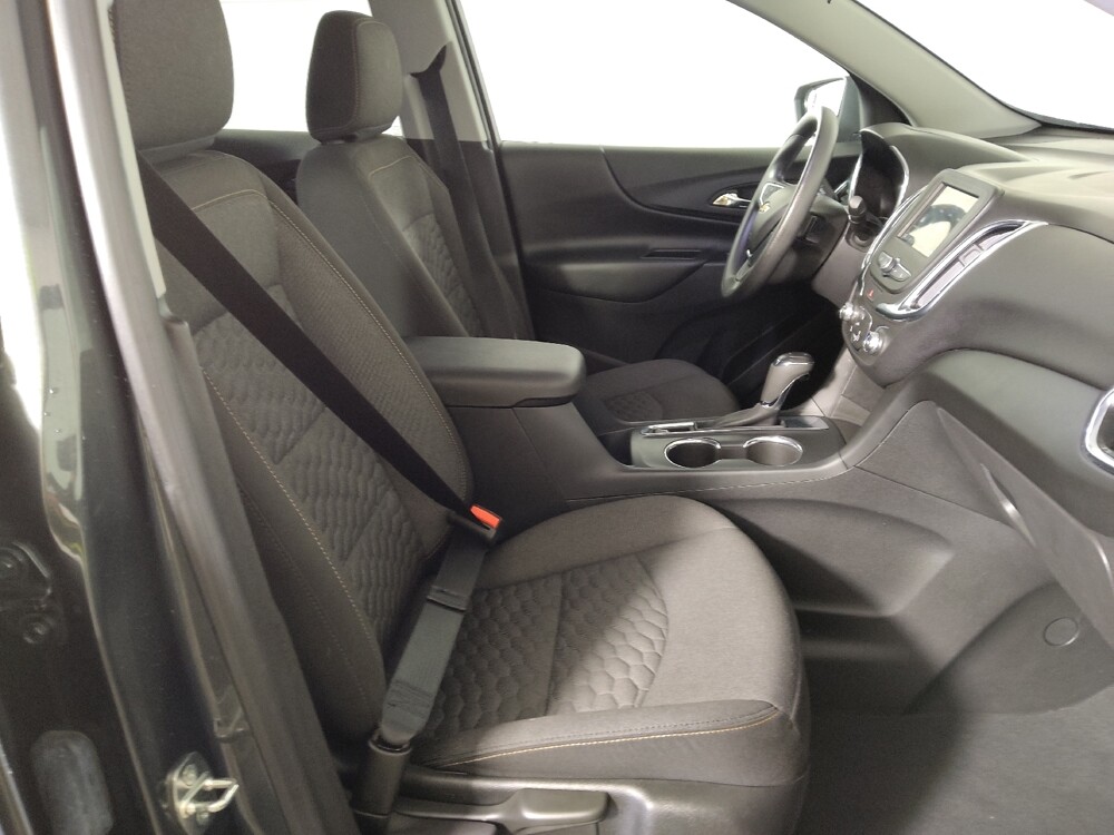 2019 Chevrolet Equinox in Midlothian, IL 60445 - 18133480 21