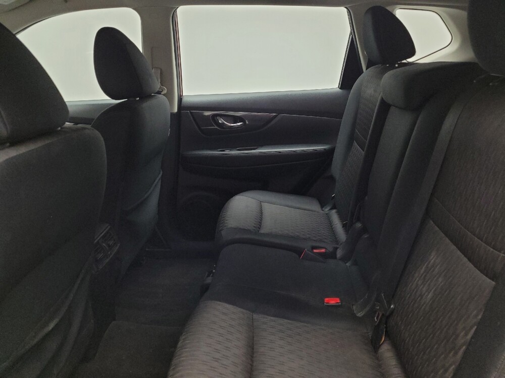 2017 Nissan Rogue in Grand Rapids, MI 49508 - 18133482 18