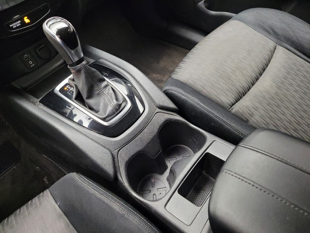 2017 Nissan Rogue in Grand Rapids, MI 49508 - 18133482 26