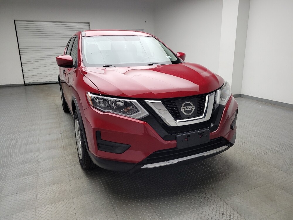 2017 Nissan Rogue in Grand Rapids, MI 49508 - 18133482 14