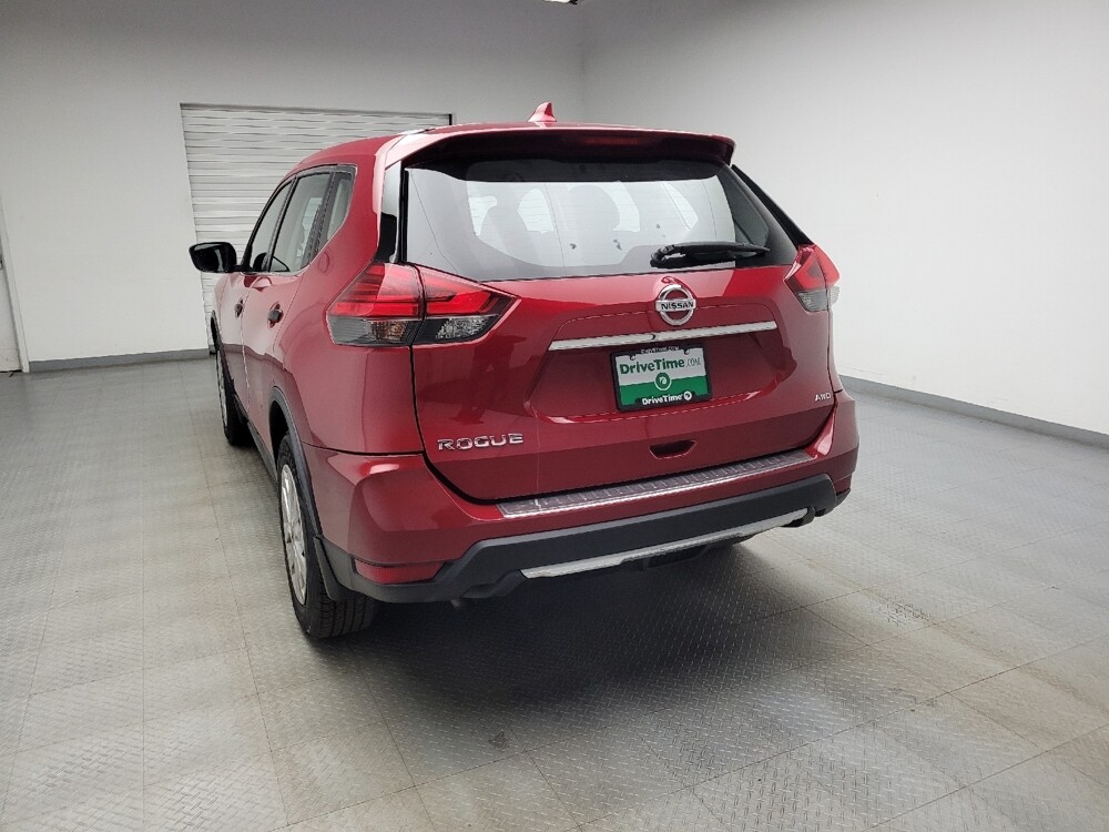 2017 Nissan Rogue in Grand Rapids, MI 49508 - 18133482 6