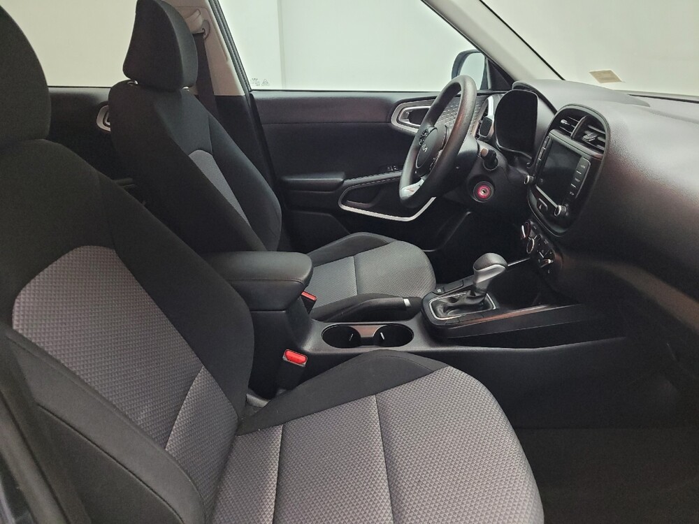 2022 Kia Soul in Eastpointe, MI 48021 - 18133483 21