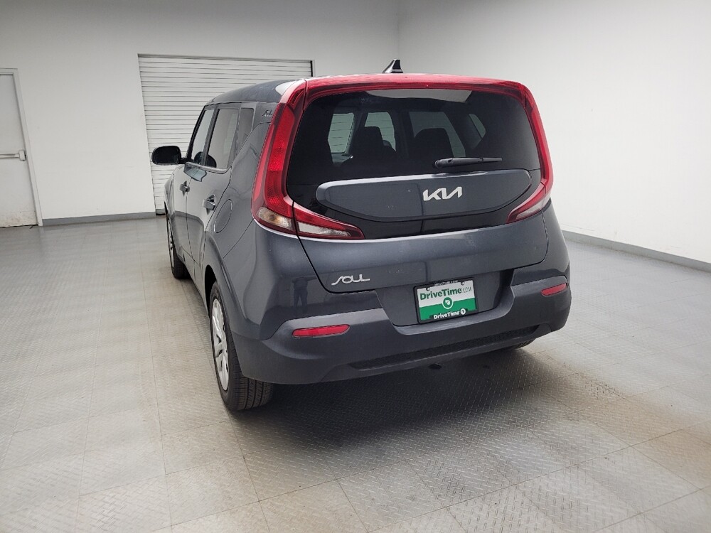 2022 Kia Soul in Eastpointe, MI 48021 - 18133483 6
