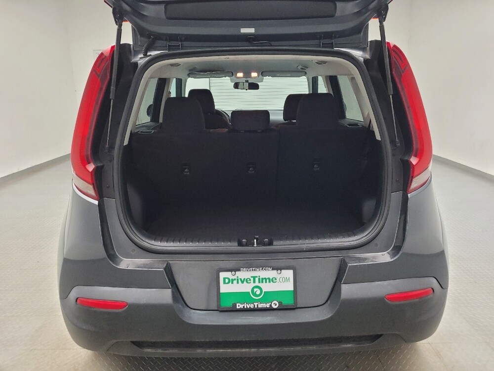 2022 Kia Soul in Eastpointe, MI 48021 - 18133483 29