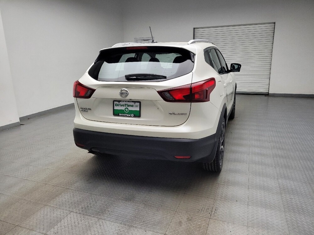 2017 Nissan Rogue Sport in Taylor, MI 48180 - 18133484 7