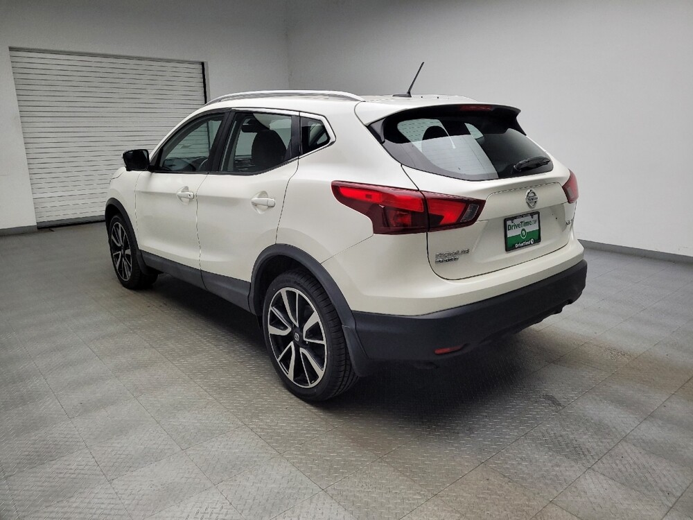 2017 Nissan Rogue Sport in Taylor, MI 48180 - 18133484 5