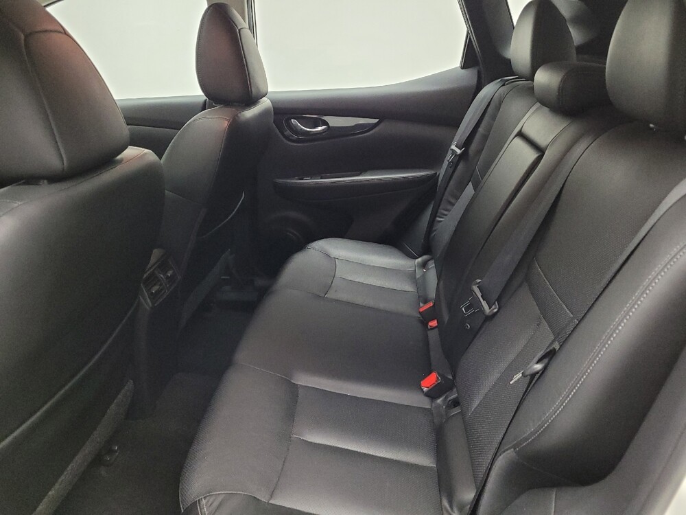 2017 Nissan Rogue Sport in Taylor, MI 48180 - 18133484 18