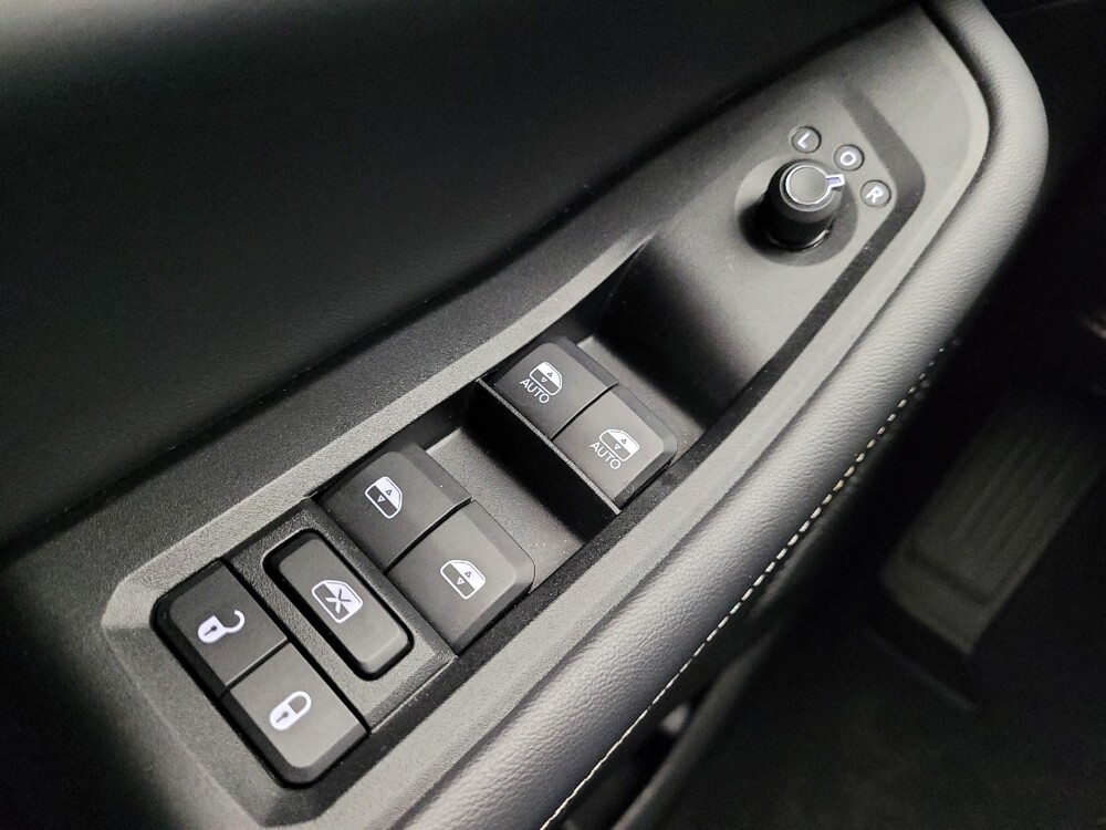 2023 Jeep Grand Cherokee in Taylor, MI 48180 - 18133485 27