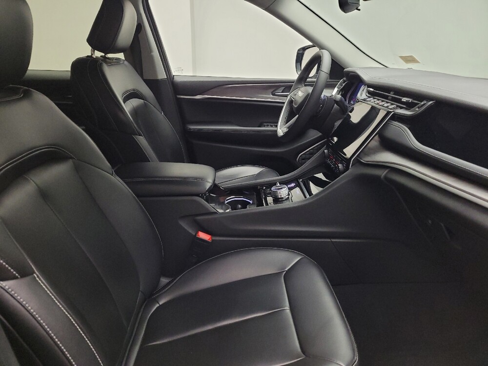 2023 Jeep Grand Cherokee in Taylor, MI 48180 - 18133485 21