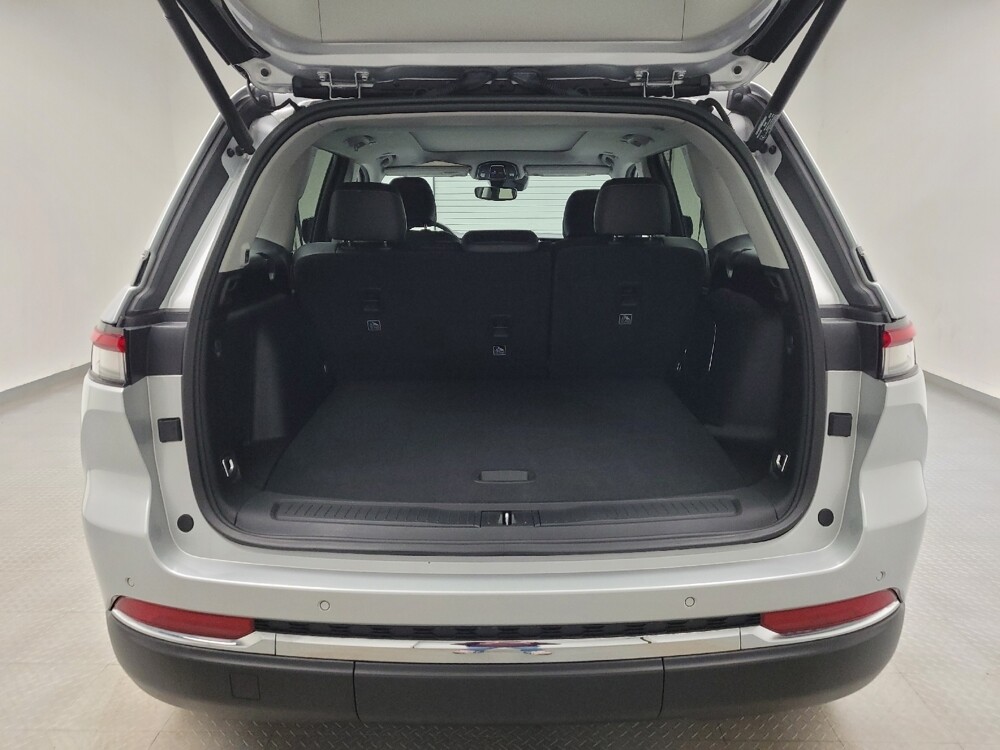 2023 Jeep Grand Cherokee in Taylor, MI 48180 - 18133485 29