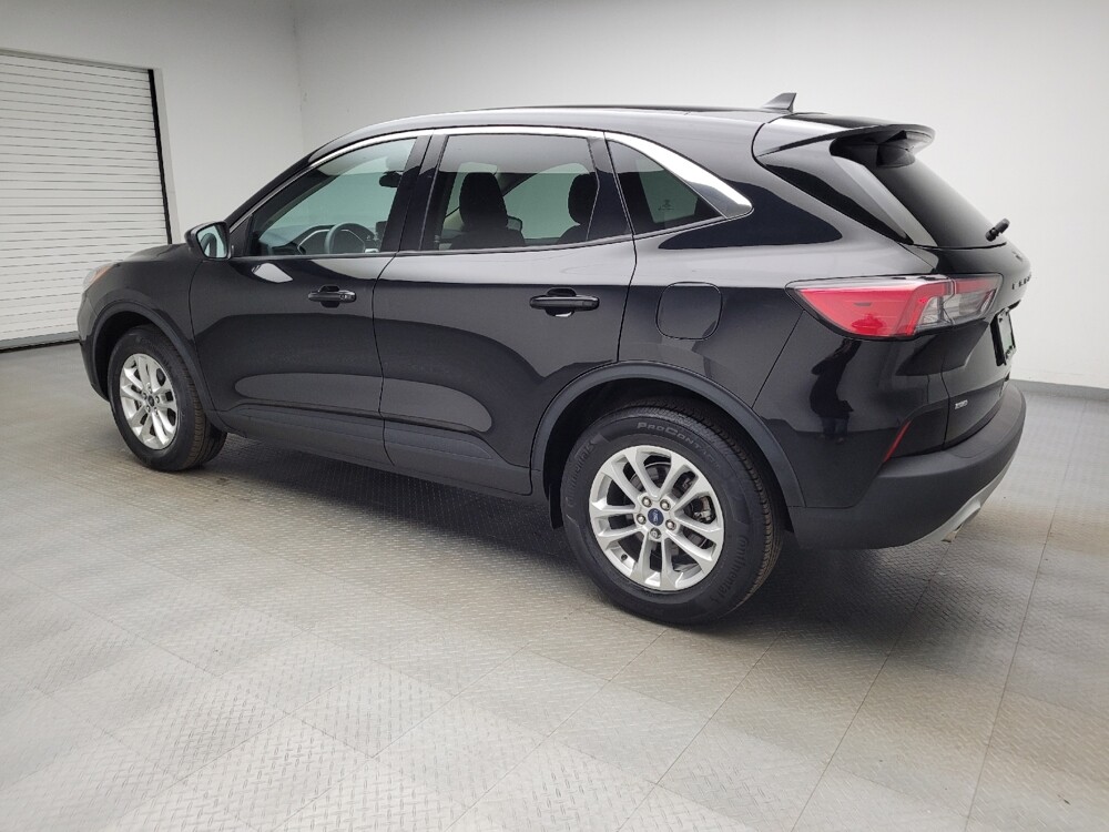 2020 Ford Escape in Taylor, MI 48180 - 18133486 3
