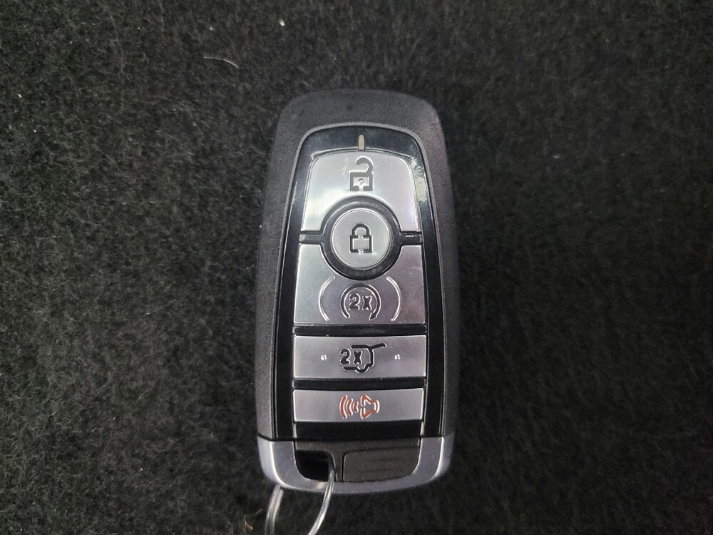 2020 Ford Explorer in Highland, IN 46322 - 18133487 32