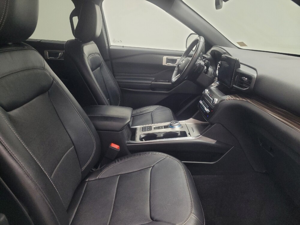 2020 Ford Explorer in Highland, IN 46322 - 18133487 21