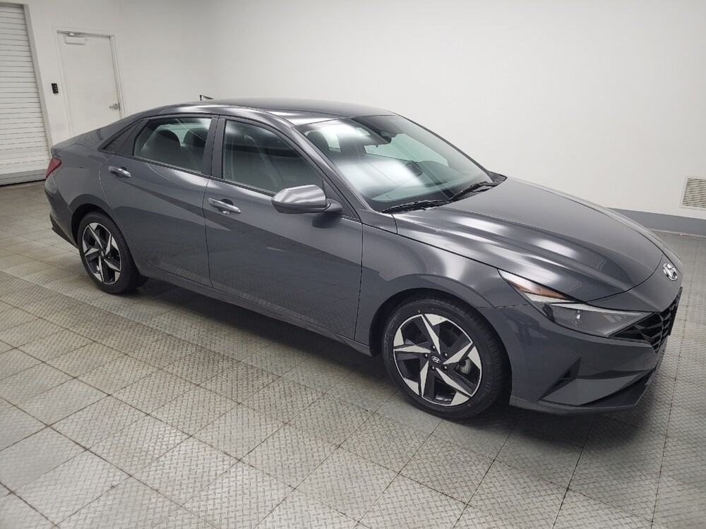 2023 Hyundai Elantra in Highland, IN 46322 - 18133489 11
