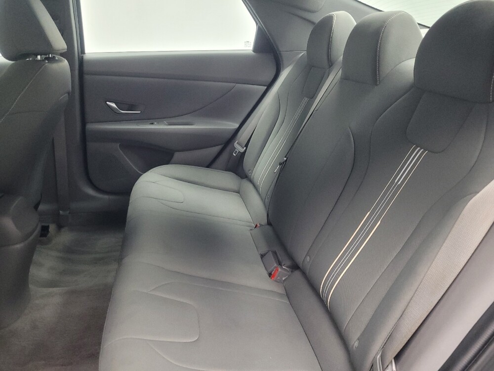 2023 Hyundai Elantra in Highland, IN 46322 - 18133489 18