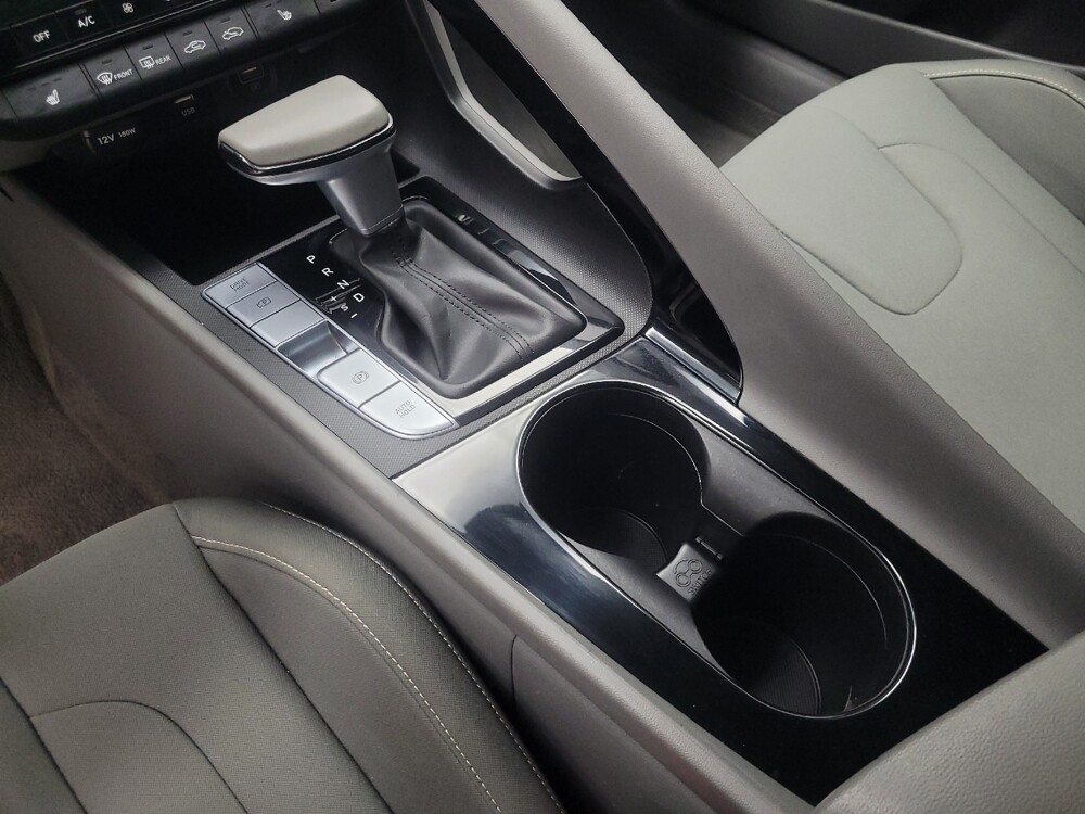 2023 Hyundai Elantra in Highland, IN 46322 - 18133489 26