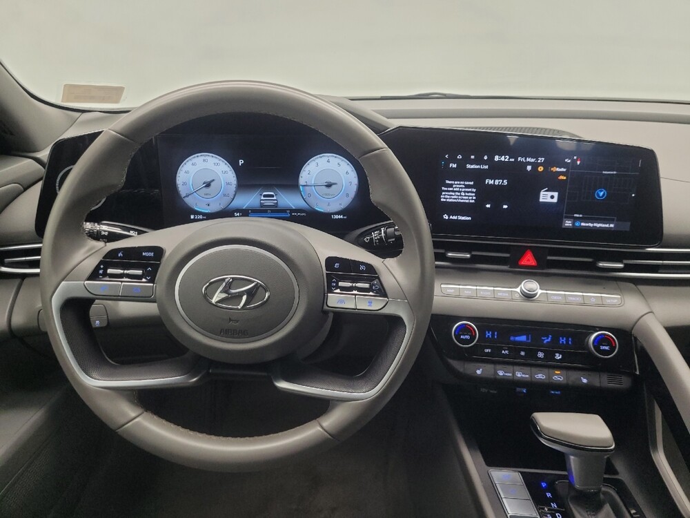 2023 Hyundai Elantra in Highland, IN 46322 - 18133489 22