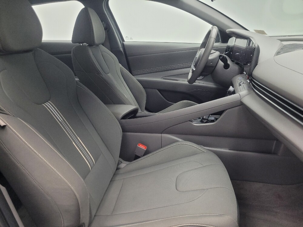 2023 Hyundai Elantra in Highland, IN 46322 - 18133489 21