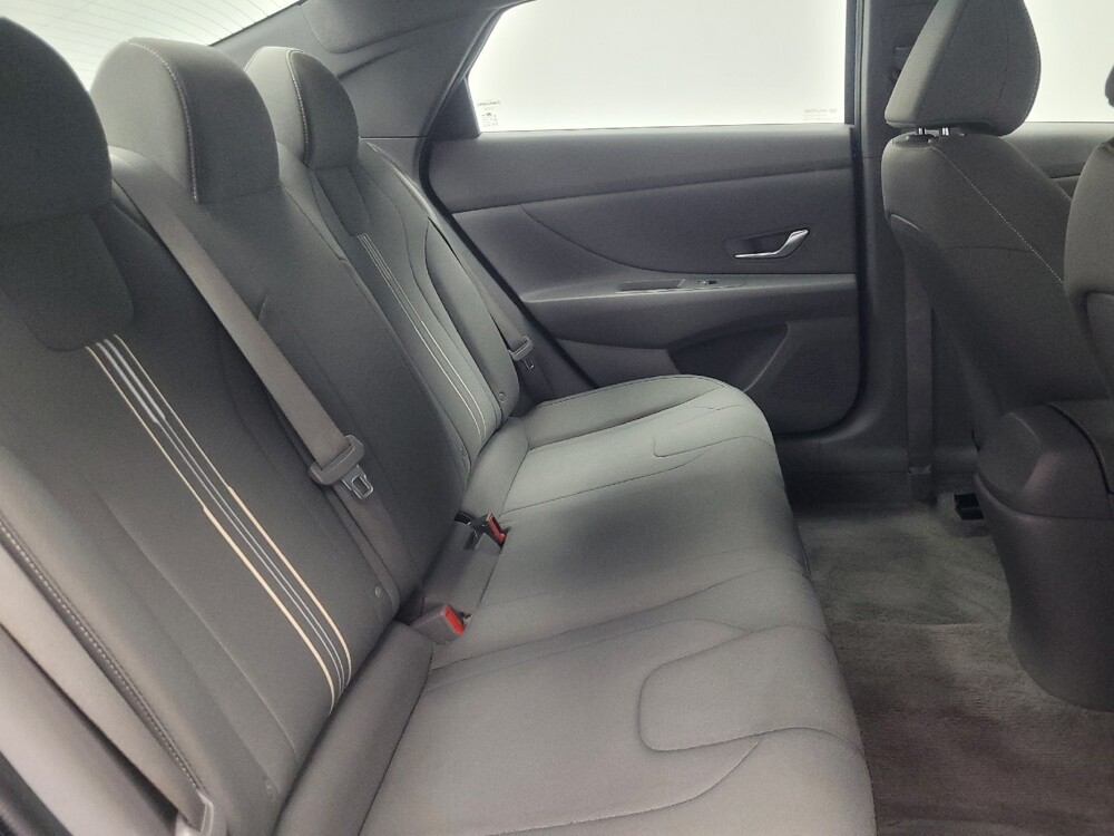 2023 Hyundai Elantra in Highland, IN 46322 - 18133489 19