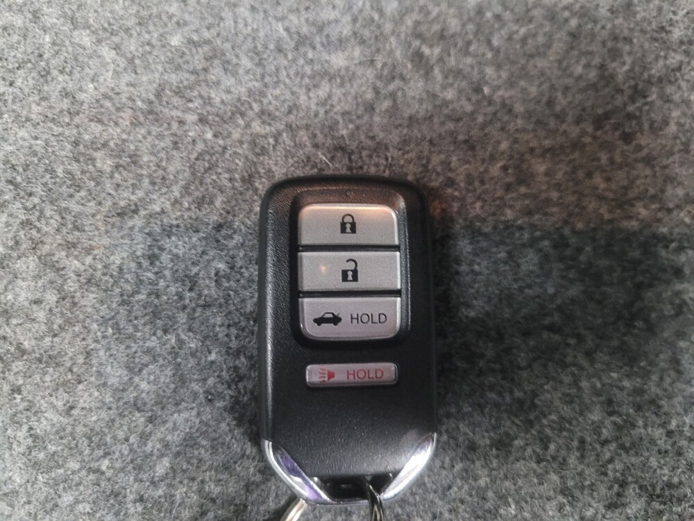 2018 Honda Accord in Highland, IN 46322 - 18133490 32