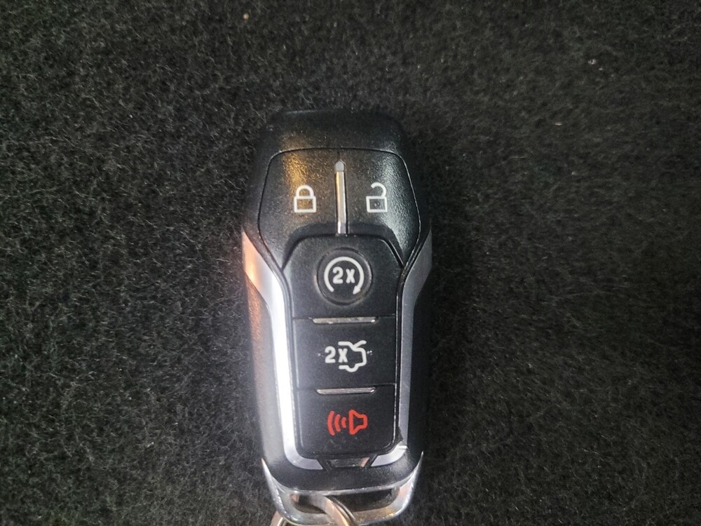 2016 Ford Explorer in Highland, IN 46322 - 18133493 32