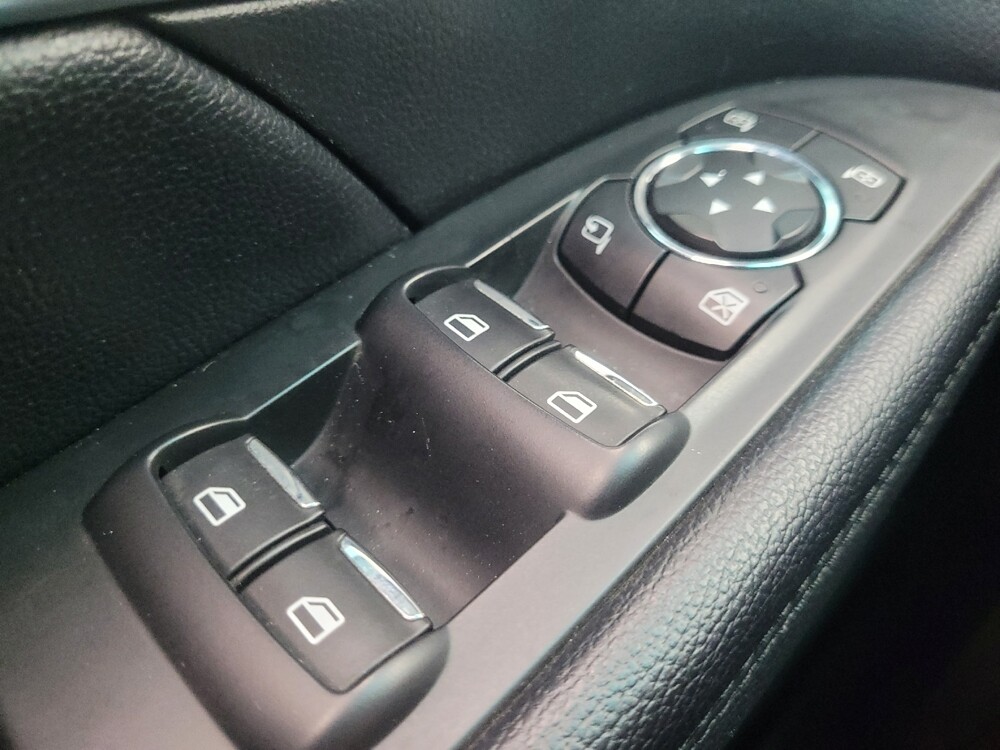 2016 Ford Explorer in Highland, IN 46322 - 18133493 27