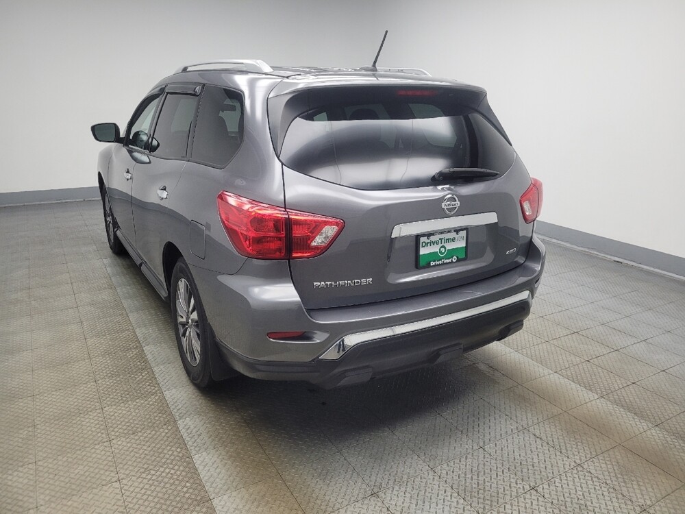 2018 Nissan Pathfinder in Highland, IN 46322 - 18133494 5