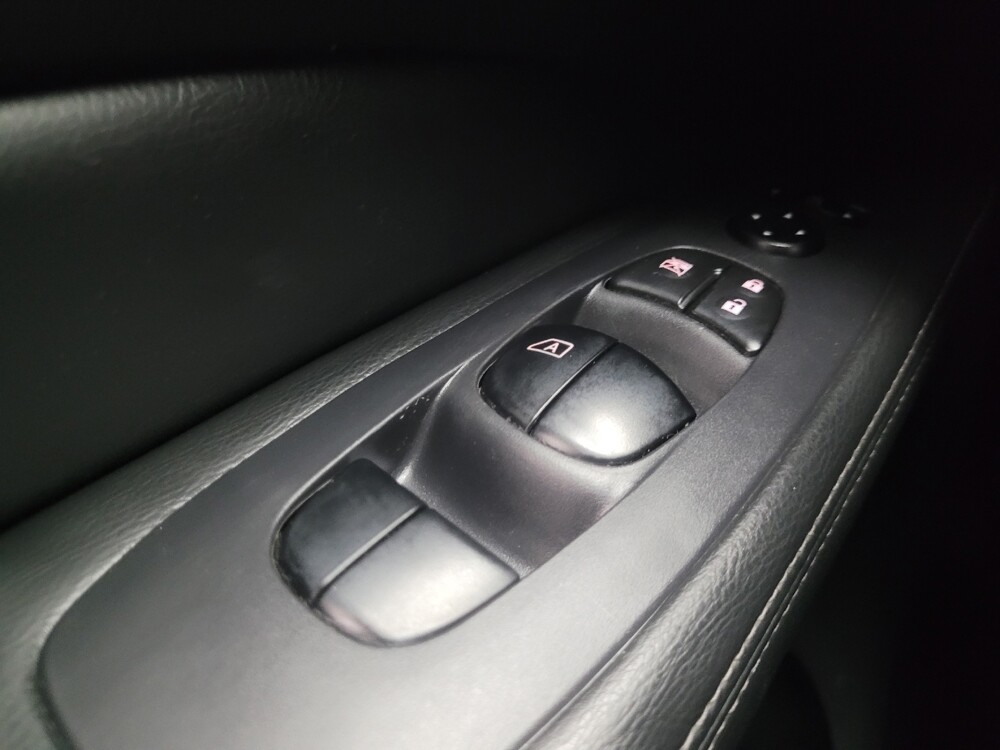 2018 Nissan Pathfinder in Highland, IN 46322 - 18133494 27