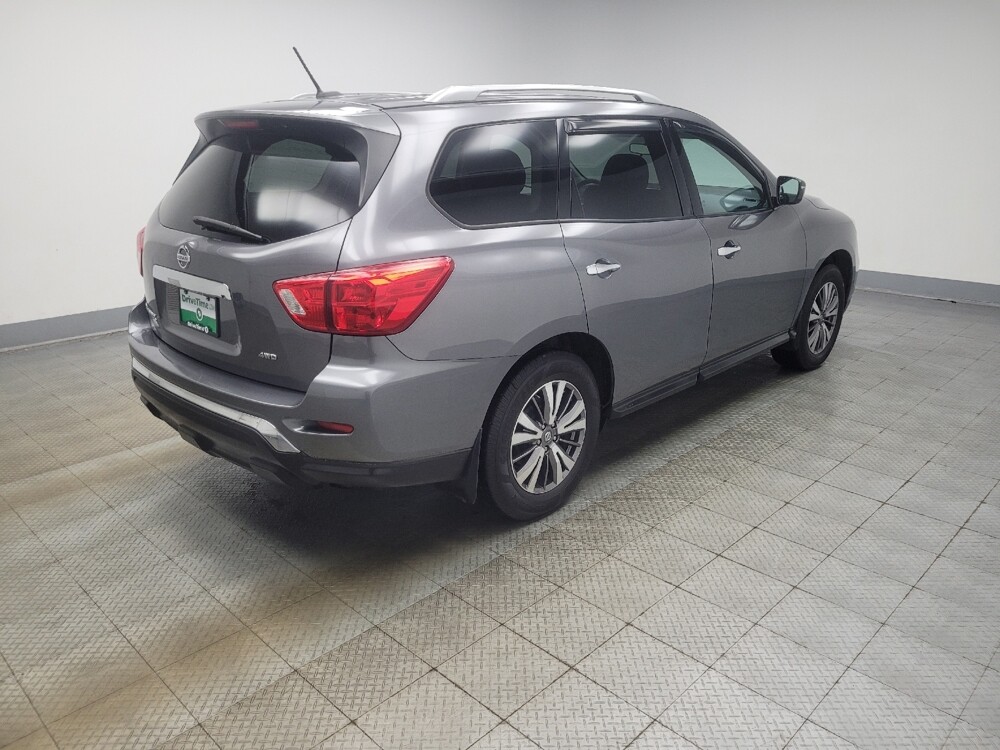 2018 Nissan Pathfinder in Highland, IN 46322 - 18133494 10