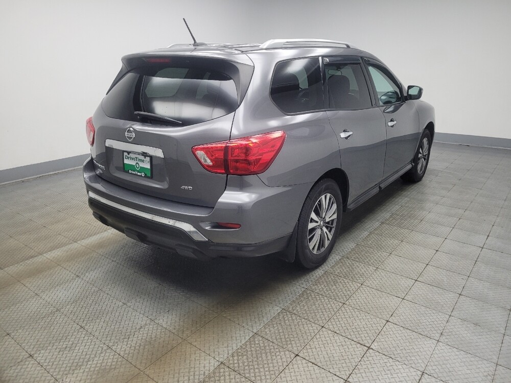 2018 Nissan Pathfinder in Highland, IN 46322 - 18133494 9